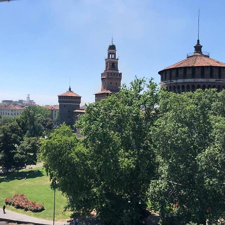 Breathtaking Castle View Youhosty - Quintino Sella Milano Exterior foto